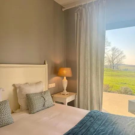 Et Restaurant Le Clos De La Prairie Отель *